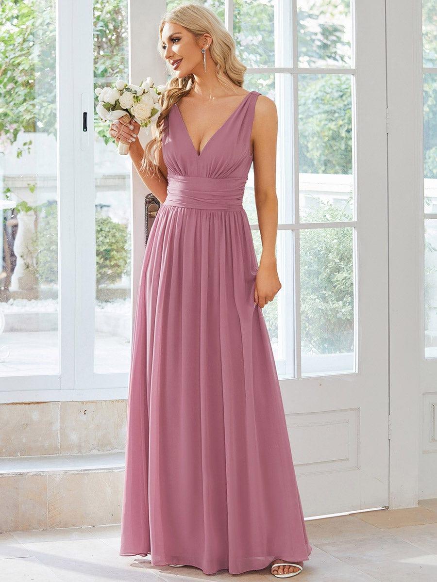 večerní šaty HUSH|V výstřih bez rukávů s plisováním z chiffon | Evening Dresses | Elora Praha