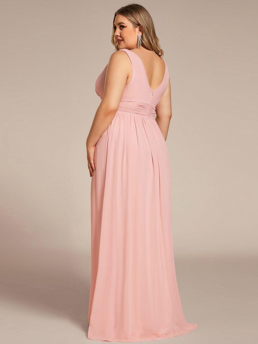 večerní šaty HUSH|V výstřih bez rukávů s plisováním z chiffon | Evening Dresses | Elora Praha