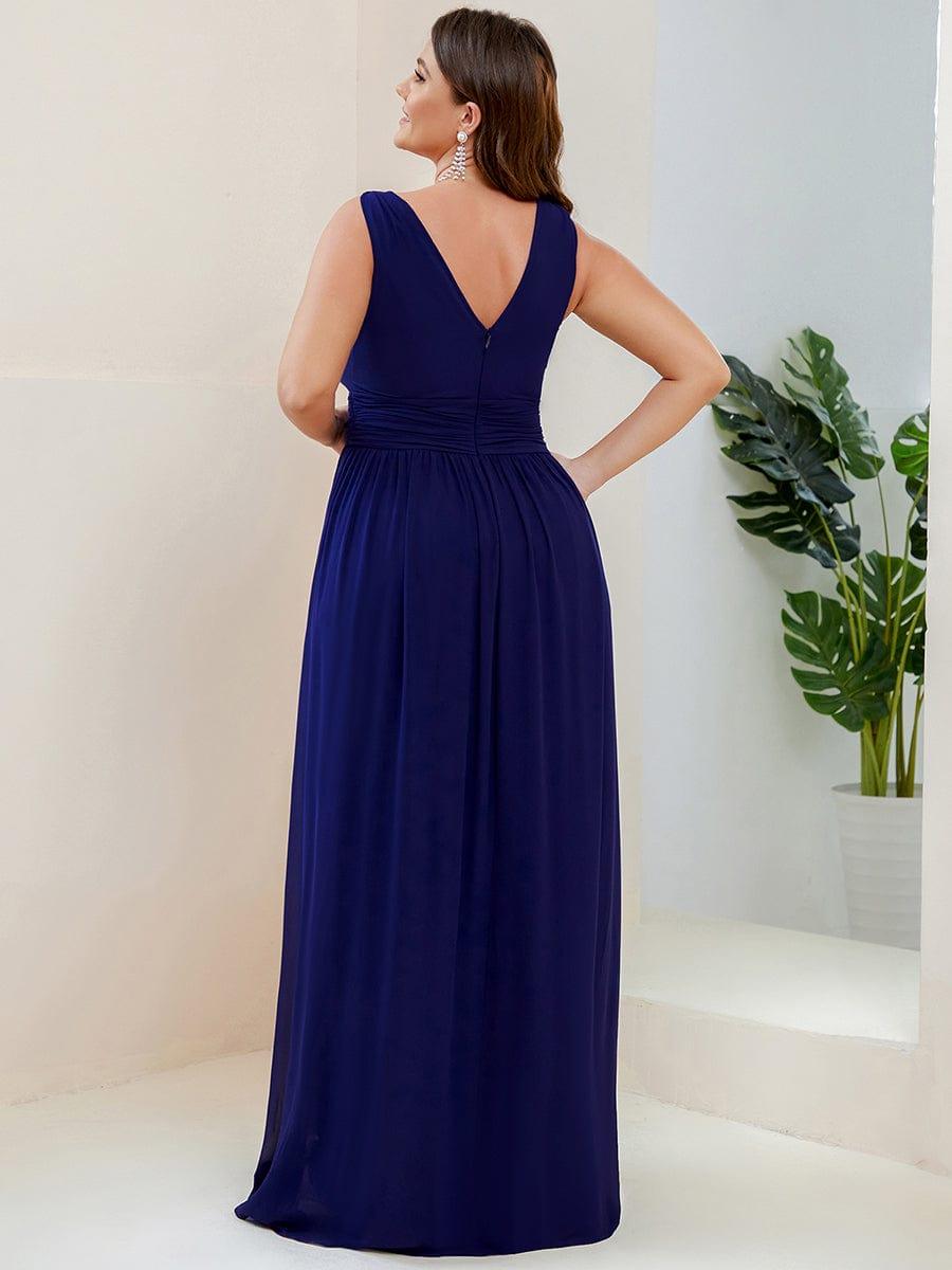 večerní šaty HUSH|V výstřih bez rukávů s plisováním z chiffon | Evening Dresses | Elora Praha