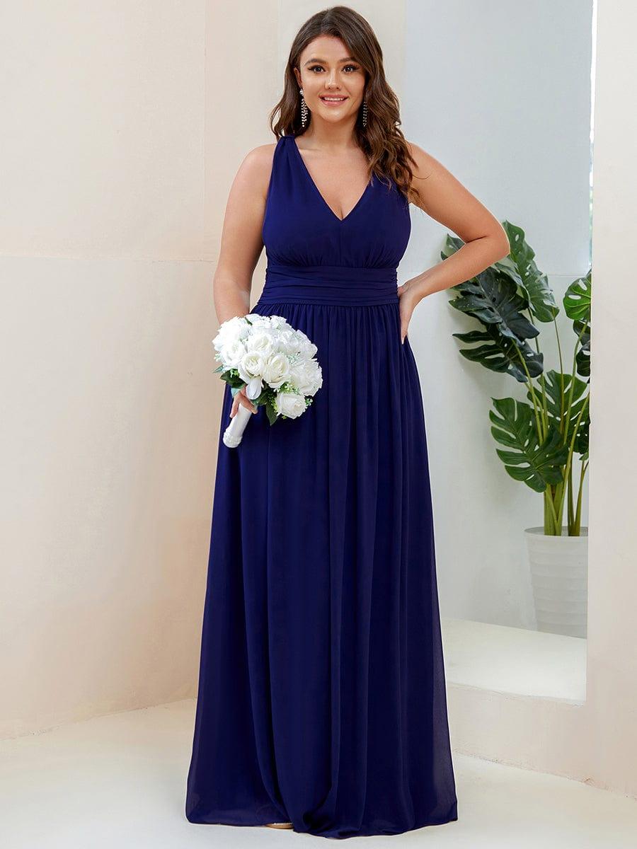 večerní šaty HUSH|V výstřih bez rukávů s plisováním z chiffon | Evening Dresses | Elora Praha