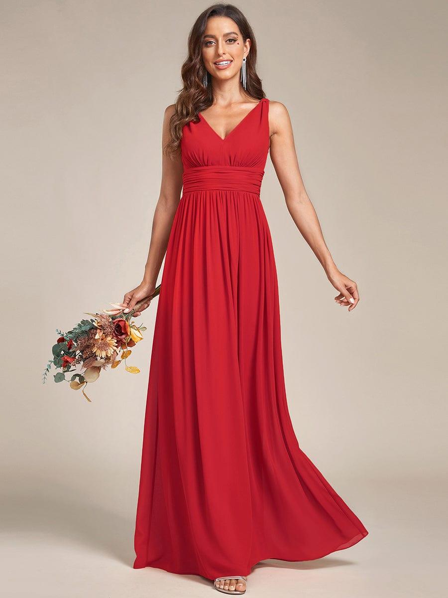 večerní šaty HUSH|V výstřih bez rukávů s plisováním z chiffon | Evening Dresses | Elora Praha