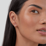 Klaue zlaté a krystalové náušnice | Earrings | Elora Praha
