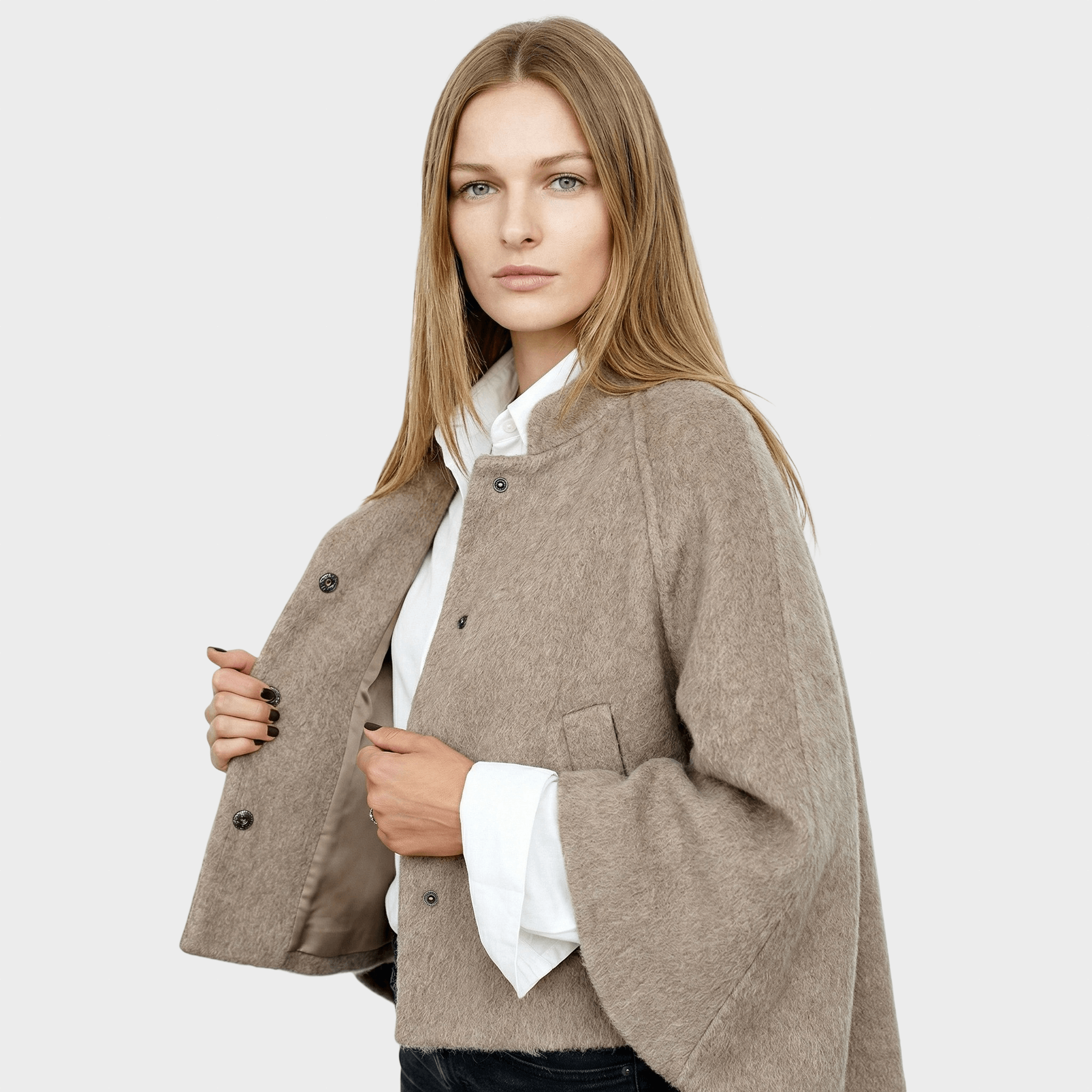 Liepa™ – Elegantní a teplá krátká bunda