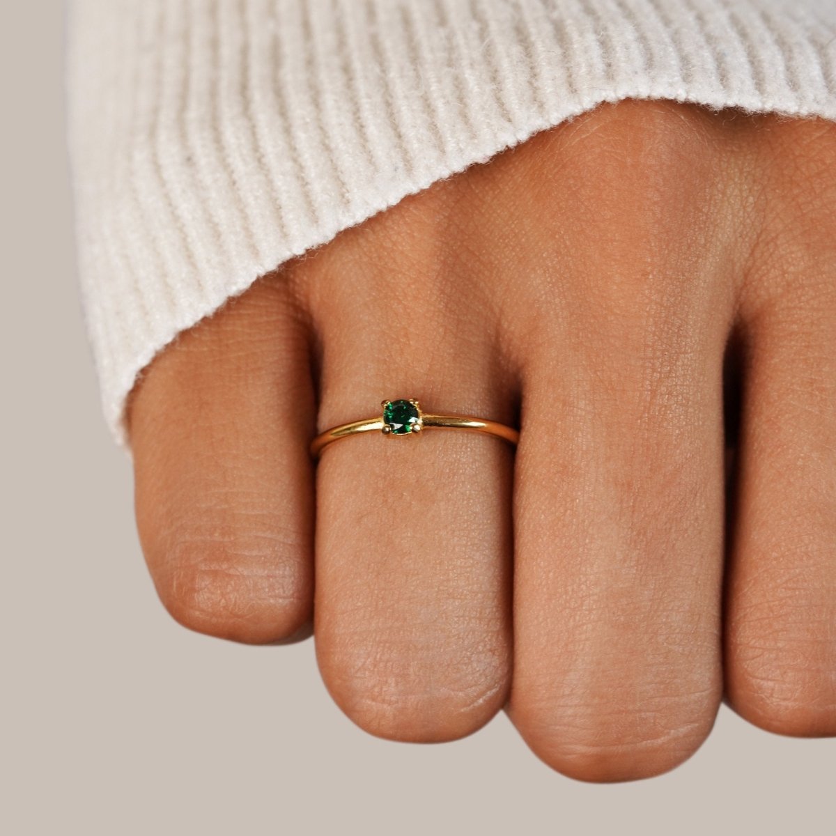 Zlaté prsteny s narozeninovým kamenem | Ring | Elora Praha