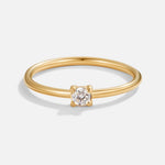 Zlaté prsteny s narozeninovým kamenem | Ring | Elora Praha