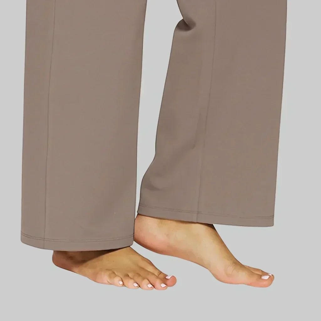 Calista™ | Dámské volné kalhoty hnědé barvy | Pantalons | Elora Praha