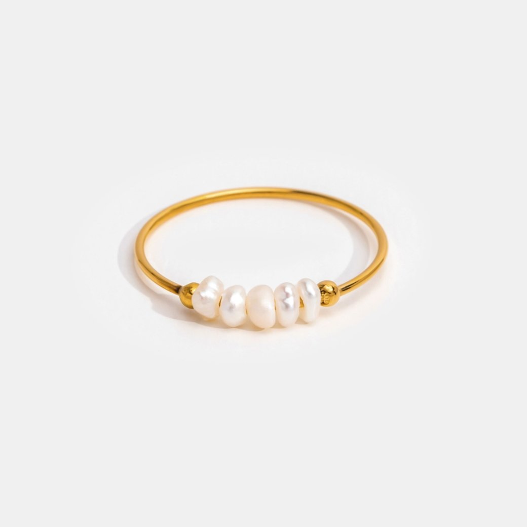 Grace - Prsten se sladkovodními perlami | Ring | Elora Praha