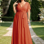 večerní šaty LEORA | V - krk s volánkovými rukávy, dlouhé až na zem, A - line, šifon | Evening Dresses | Elora Praha