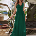 večerní šaty HUSH|V výstřih bez rukávů s plisováním z chiffon | Evening Dresses | Elora Praha