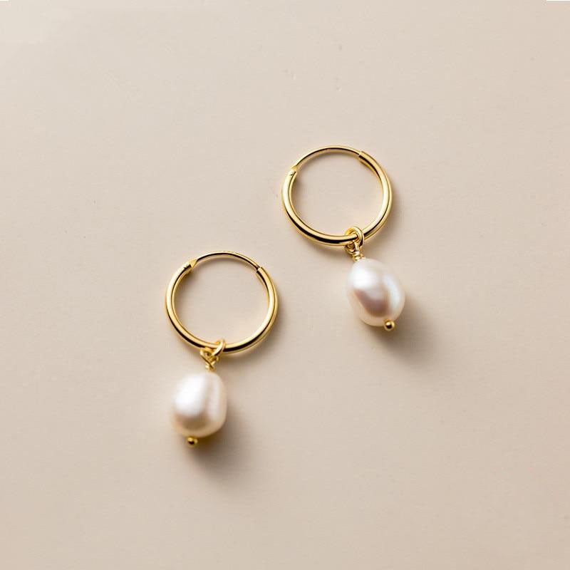 Bella sladkovodní perlové náušnice | Earrings | Elora Praha