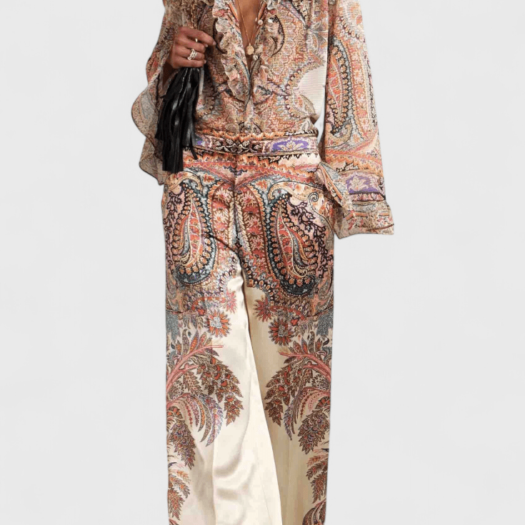 Jemný komplet s volány a vintage paisley vzorem | | Elora Praha