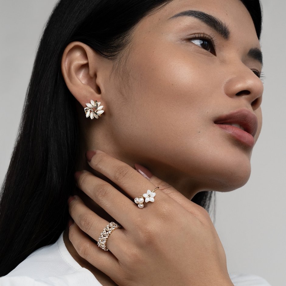 Opalové květinové náušnice | Earrings | Elora Praha