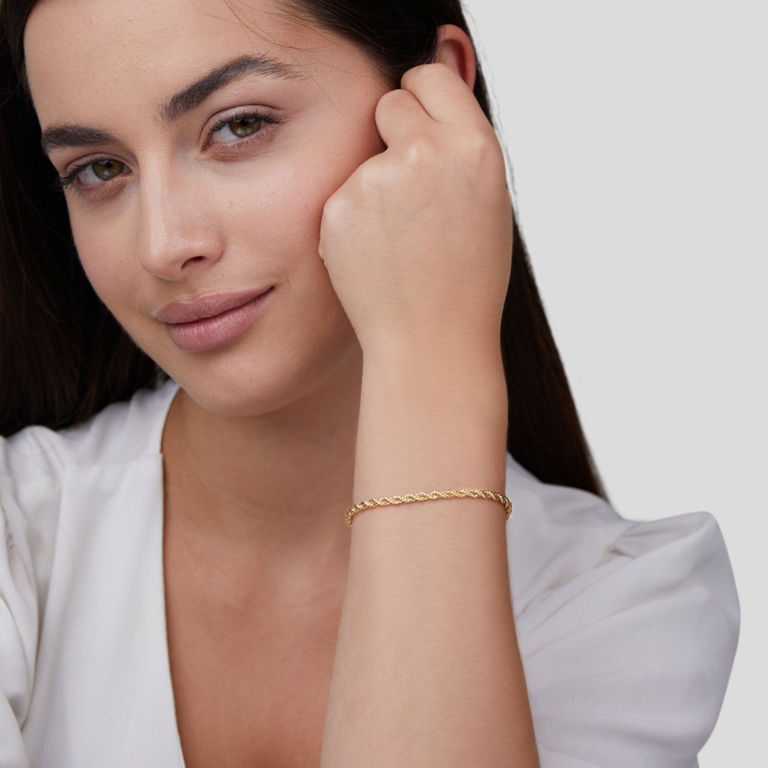 Zatočený chic zlatý náramek | Bracelet | Elora Praha